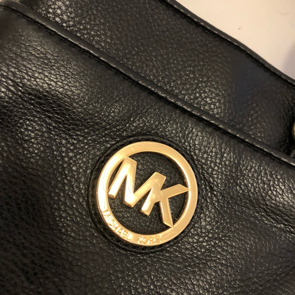 Purse - Picture 2 of 2